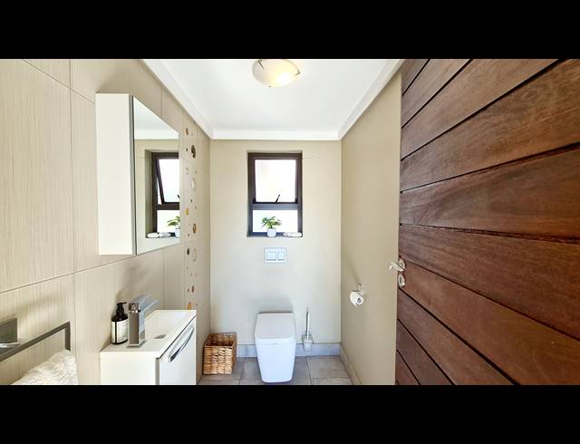 4 BEDROOM FREEHOLD FOR SALE IN SABLE HILLS